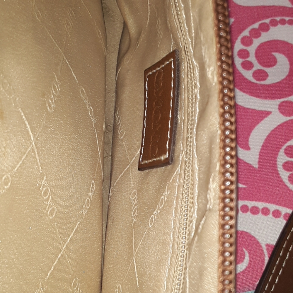 Handbag - Picture 2 of 2